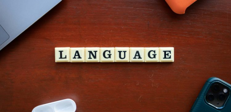 Hreflang na dużą skalę - kompleksowy przewodnik po technicznych aspektach wdrażania i zarządzania