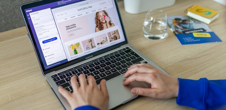 Jak pozycjonować sklep internetowy z tysiącami produktów?