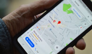 Lokalne SEO i autorytet tematyczny - jak połączyć treści ogólne z lokalnymi?
