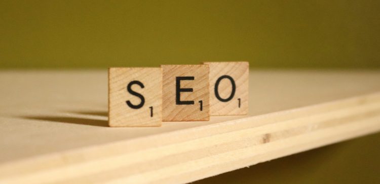 Zaplecze SEO - kompleksowy przewodnik po budowie i korzyściach