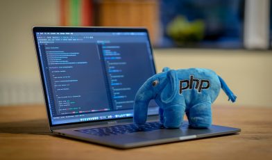 Aktualizacja PHP - kiedy i dlaczego warto przejść na nowszą wersję?