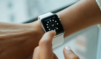 Apple Watch - co to? Przewodnik po zdrowiu, funkcjach i modelach