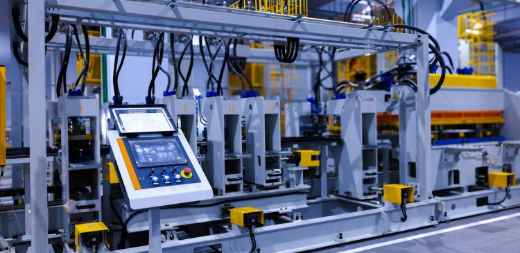 Automatyka przemysłowa - co to? Przewodnik po współczesnej produkcji