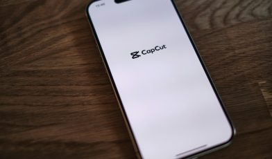 CapCut - co to właściwie jest? Poznaj edytor wideo, który odmieni Twoje filmy