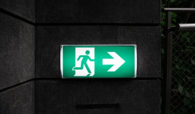 Churn rate - co to jest? Jak mierzyć i obniżać wskaźnik rezygnacji klientów?