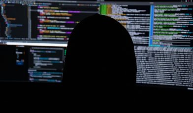 Cyberbezpieczeństwo - co to jest, jak działa i dlaczego to ważne w Twoim życiu?