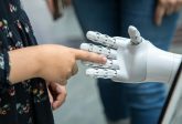 Czy roboty zastąpią człowieka? Analiza zmian na rynku pracy