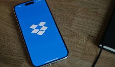 Dropbox - co to jest i dlaczego warto z niego korzystać?