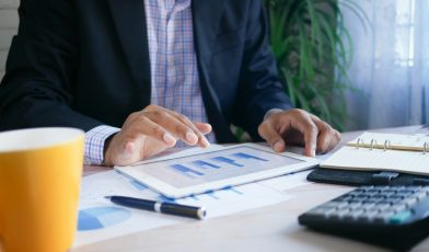 Dyrektor finansowy (CFO) - kim jest? Przewodnik po roli dyrektora finansowego