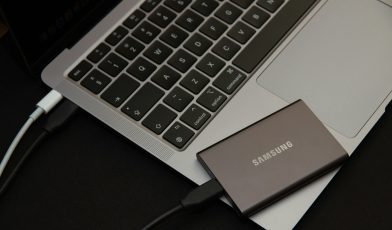 Dysk SSD - co to? Poradnik i przewodnik po dyskach SSD