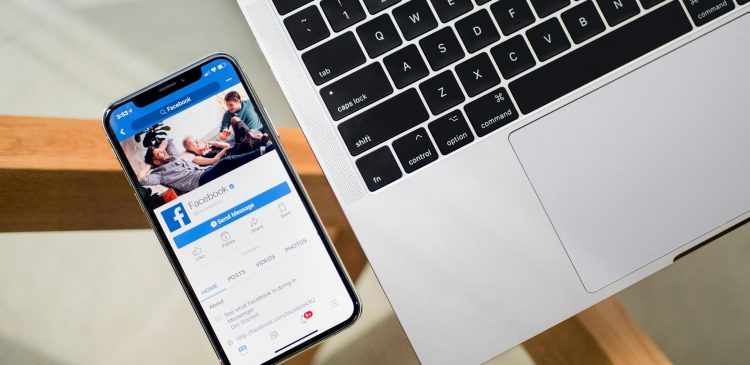 Facebook Marketplace czym jest i co warto o nim wiedzieć?
