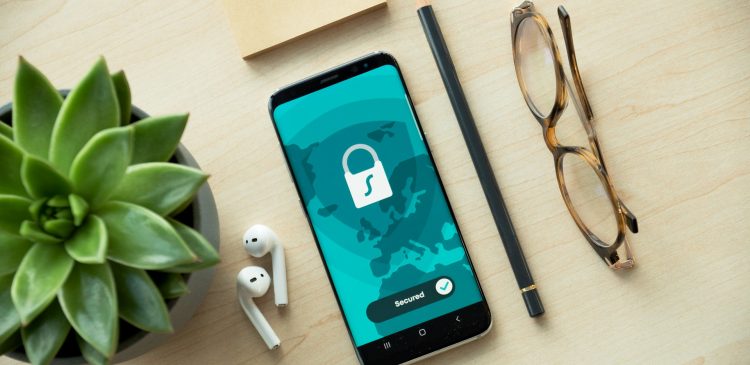 Firewall - czym jest? Przewodnik po zaporach sieciowych