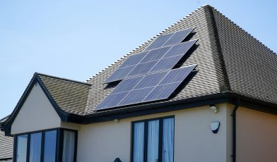 Fotowoltaika - co to? Przewodnik po energii słonecznej i instalacjach PV