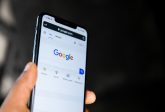 Google Discover - co to jest, jak działa i jak zoptymalizować treści?