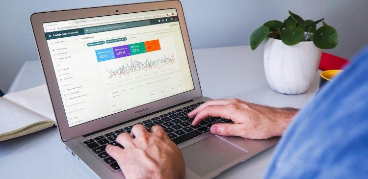 Google Search Console (GSC) - jak ulepszyć wyniki SEO swojego serwisu?