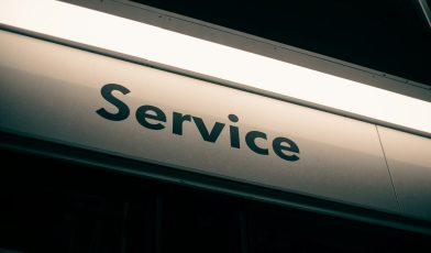 Gwarancja - co to właściwie jest? Przewodnik po rodzajach i prawach konsumenta