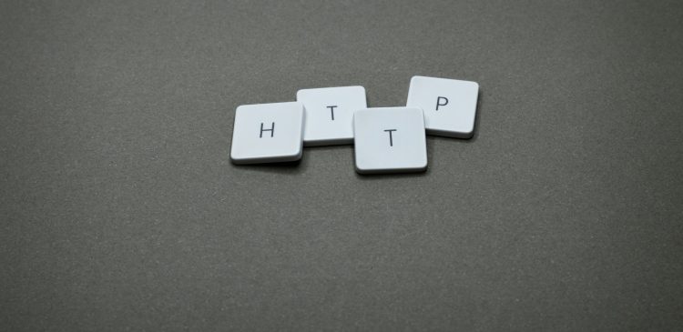 HTTP i HTTPS - czym się różnią i dlaczego bezpieczeństwo jest tu najważniejsze?