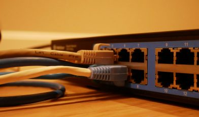 Hub sieciowy - co to jest, jak działa i dlaczego jest przestarzały?