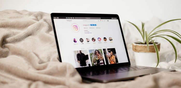 Influencer marketing - co to jest i dlaczego warto z niego skorzystać?