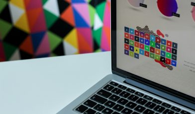 Infografika - co to jest, jak działa i dlaczego jest tak ważna w komunikacji wizualnej?