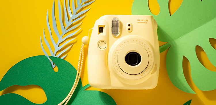 Instax - co to? Przewodnik po aparatach natychmiastowych od Fujifilm