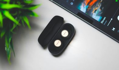 Jabra - lider rozwiązań audio i komunikacyjnych - co oferuje?