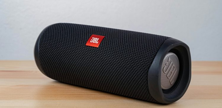 JBL - co warto wiedzieć o tej legendzie dźwięku?