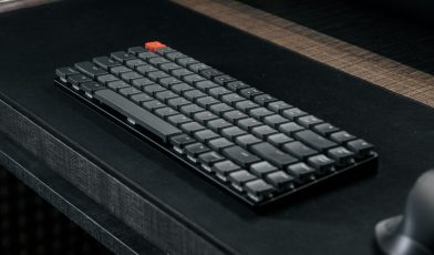 Klawiatura komputerowa - co to jest, jak działa i jak wybrać tę idealną dla siebie?