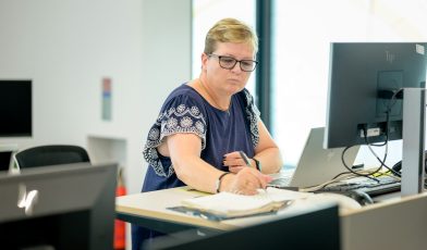 Księgowa - kim jest? Przewodnik po zawodzie, obowiązkach i przyszłości