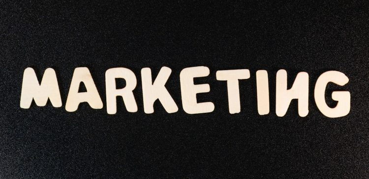 Marketing afiliacyjny - czym jest, jak działa i jak dzięki niemu zarabiać?