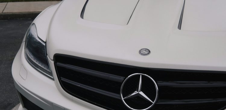 Mercedes-Benz - luksus, innowacja i historia motoryzacji