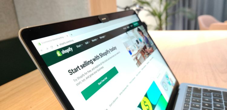 Migracja sklepu internetowego - jak odpowiednio przeprowadzić tę czynność?
