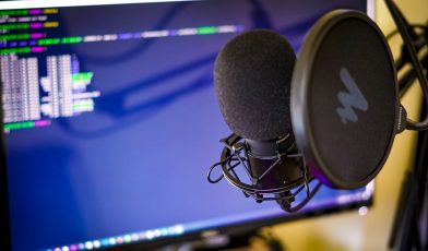 Mikrofon komputerowy - co to? Jak wybrać najlepszy model dla swoich potrzeb?