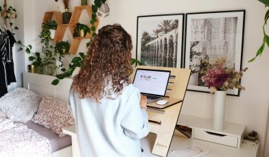 Płatność odroczona - co to? Przewodnik po BNPL, korzyściach i ryzykach w Polsce