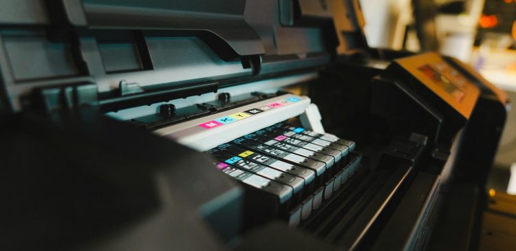 Ploter - co to? Rodzaje, zastosowania i jak wybrać? Przewodnik