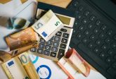 Próg podatkowy - co to jest, jak działa w Polsce i jak go zoptymalizować?