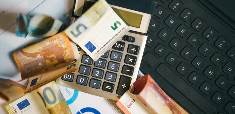 Próg podatkowy - co to jest, jak działa w Polsce i jak go zoptymalizować?