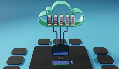Protokół WebSocket - co to? Przewodnik po dwukierunkowej komunikacji w czasie rzeczywistym