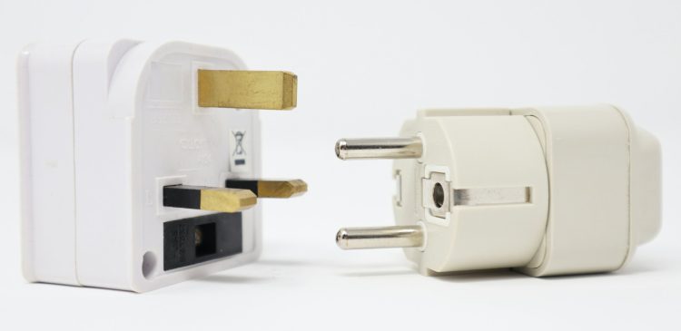 Przejściówka - co to? Wszystko, co musisz wiedzieć o ich zastosowaniu