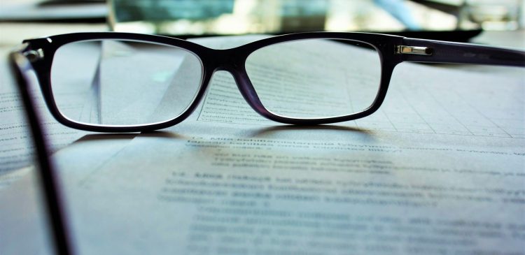 Refaktura - co to jest i jaką pełni funkcję? Przewodnik