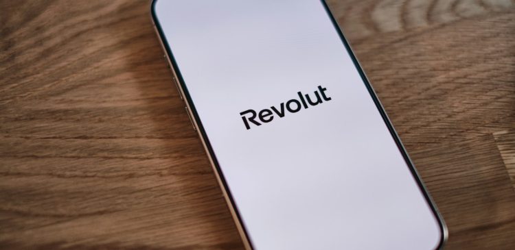 Revolut - co to za aplikacja i jak działa?