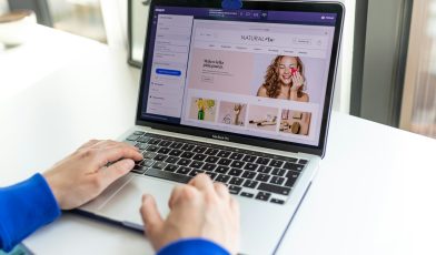 SaaS - czym jest i jak rewolucjonizuje biznes?