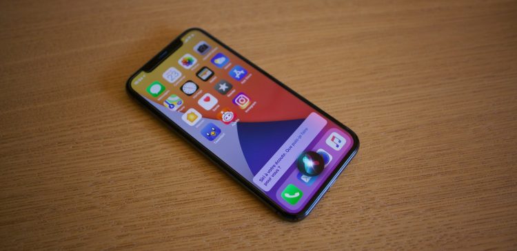 Siri - czym jest? Twój przewodnik po cyfrowym asystencie Apple