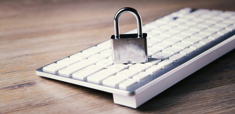 SOC 2 - co to? Przewodnik po bezpieczeństwie danych i zgodności