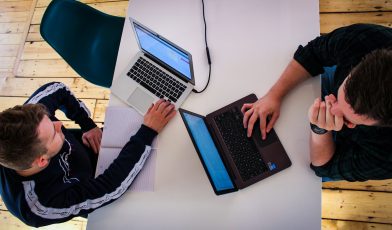 Specjalista Google Ads - kto to jest i jak może zwiększyć ROI Twojej firmy?