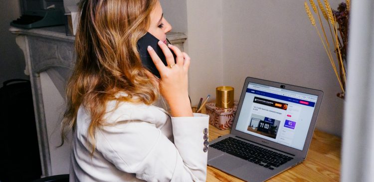 Sprzedaż telefoniczna - o czym musisz pamiętać, by zwiększyć efekty?