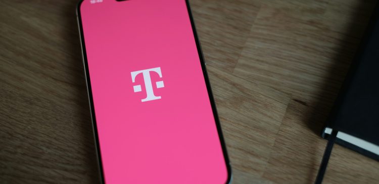 T-Mobile - co oferuje w Polsce? Oferty, prędkość 5G i opinie