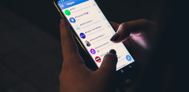 Telegram - co to? Przewodnik po funkcjach, bezpieczeństwie i prywatności komunikatora