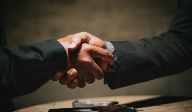 Umowa o współpracę - co to jest i jak pozwala chronić biznes? Poradnik