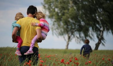 Urlop ojcowski - co to? Wszystko, co powinieneś wiedzieć o swoich prawach